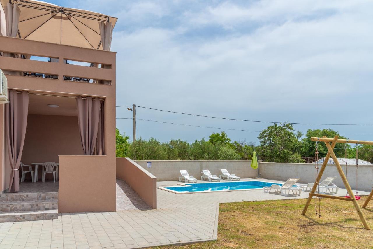 Apartmani Krzak Nin Exterior foto