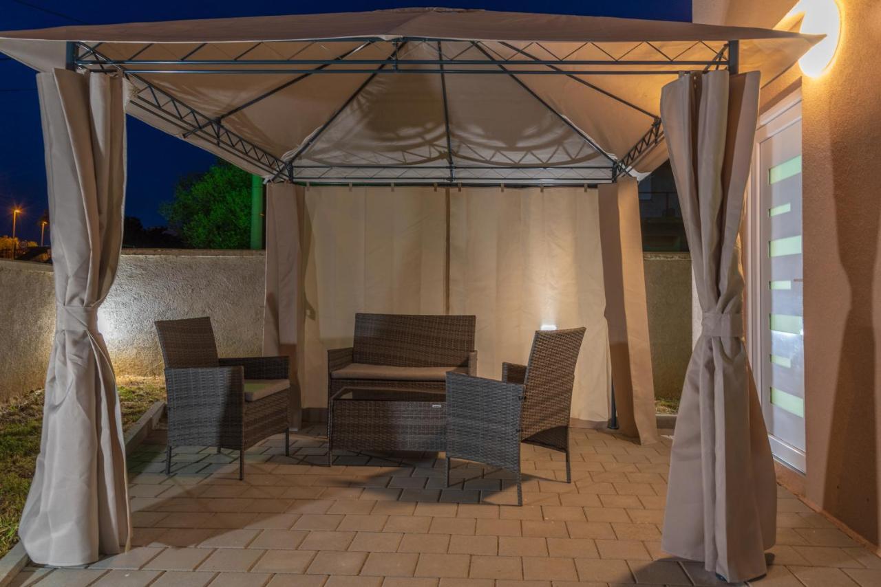 Apartmani Krzak Nin Exterior foto