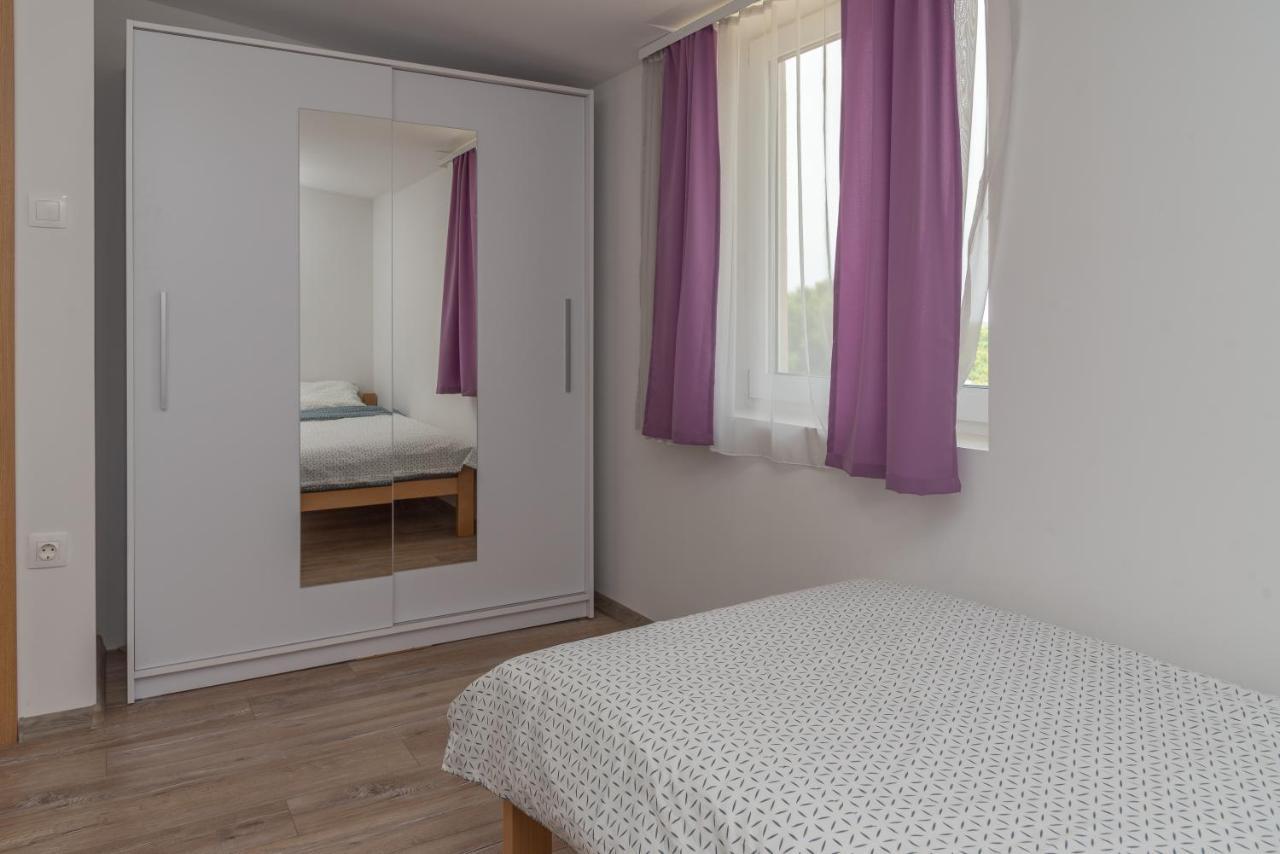 Apartmani Krzak Nin Exterior foto